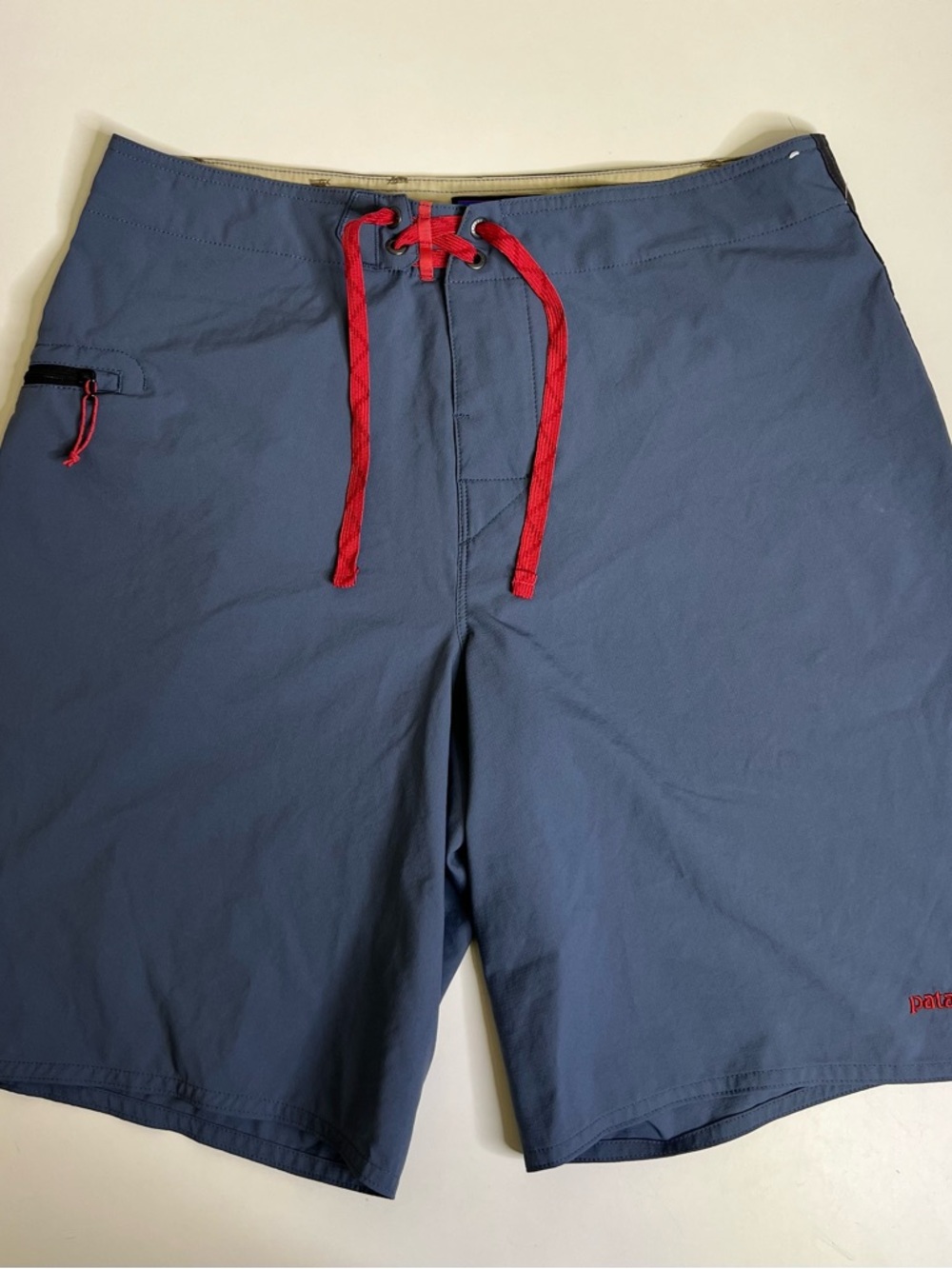 Patagonia Men's Stretch Planing Boardshorts 20" Color: Dolomite Blue - Size 32 - Picture 2 of 11